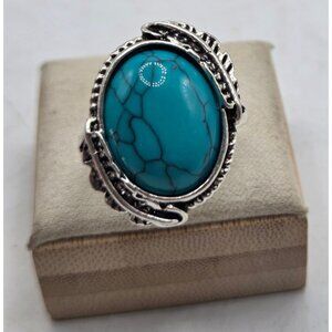 Vintage Silver-Plated Faux Turquoise Oval Ring With Intricate Detailing - Size 9